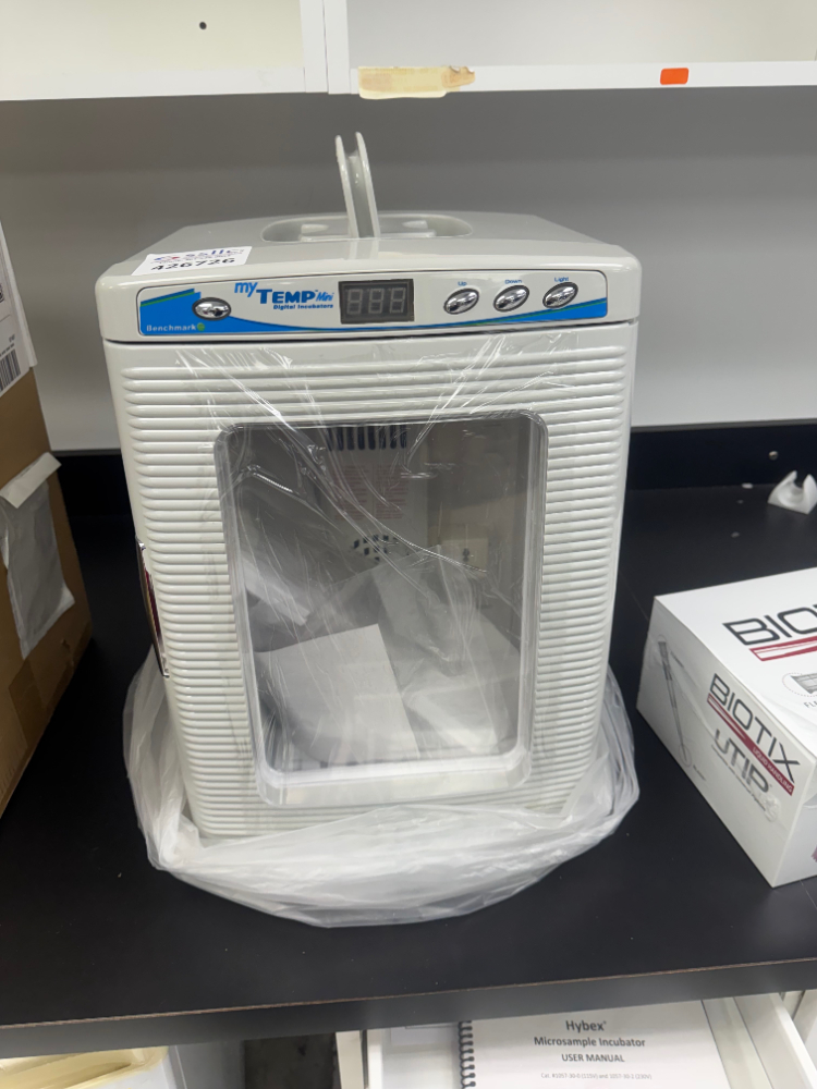 Image of Unused Benchmark myTemp Digital Incubator